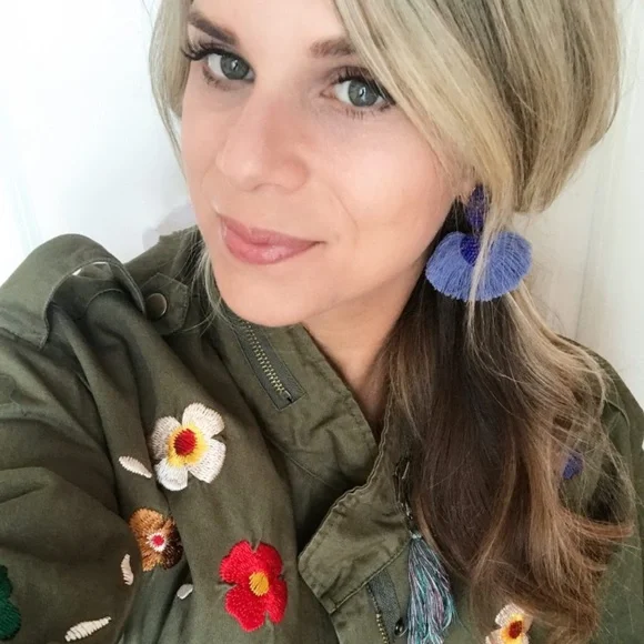 Stella & Dot | [Limited Edition]Vivid Beaded Blue Fringe Ashton Earrings… - Picture 6 of 10